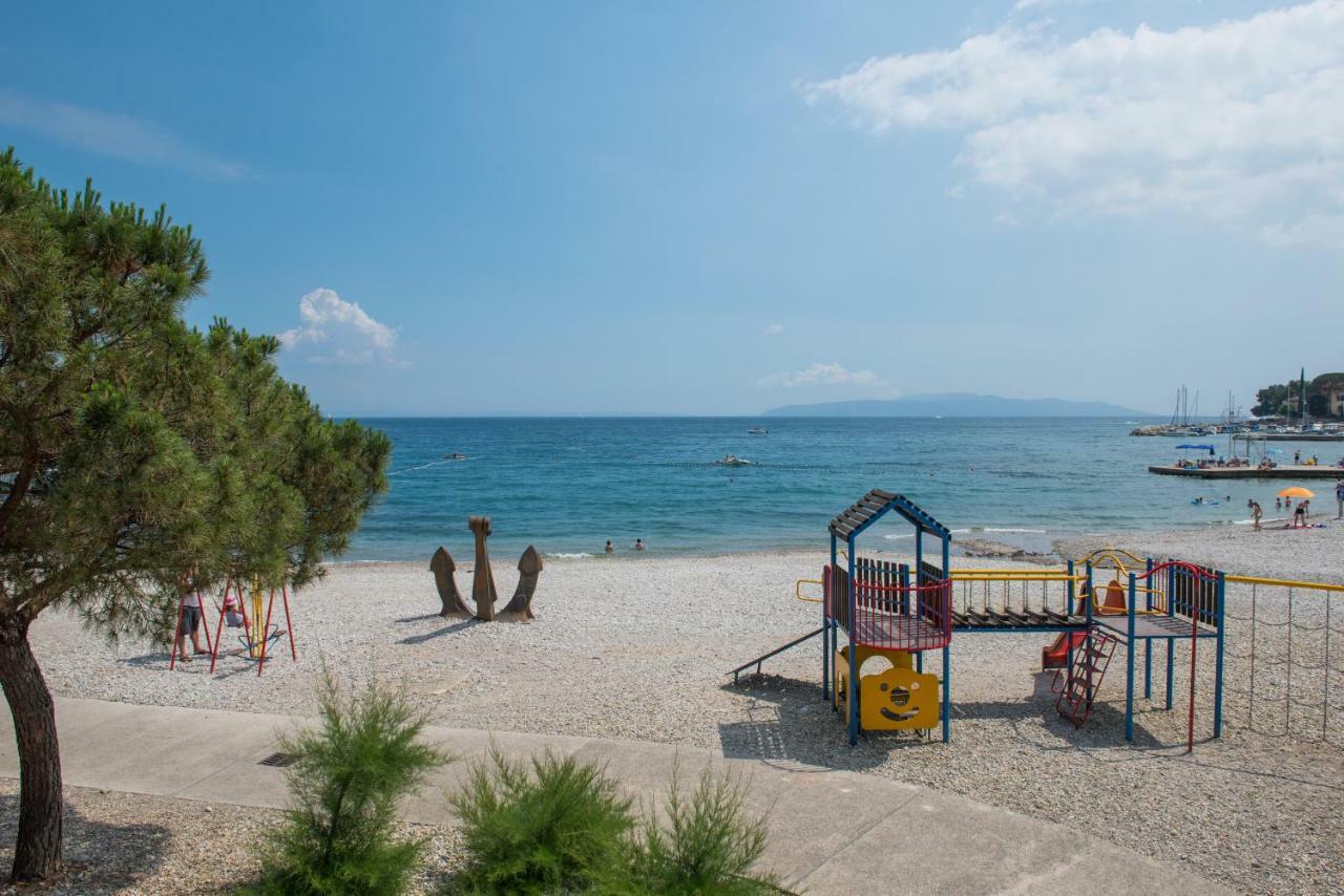 Oasis Of Peace And Relaxation Ii. Διαμέρισμα Ičići Εξωτερικό φωτογραφία